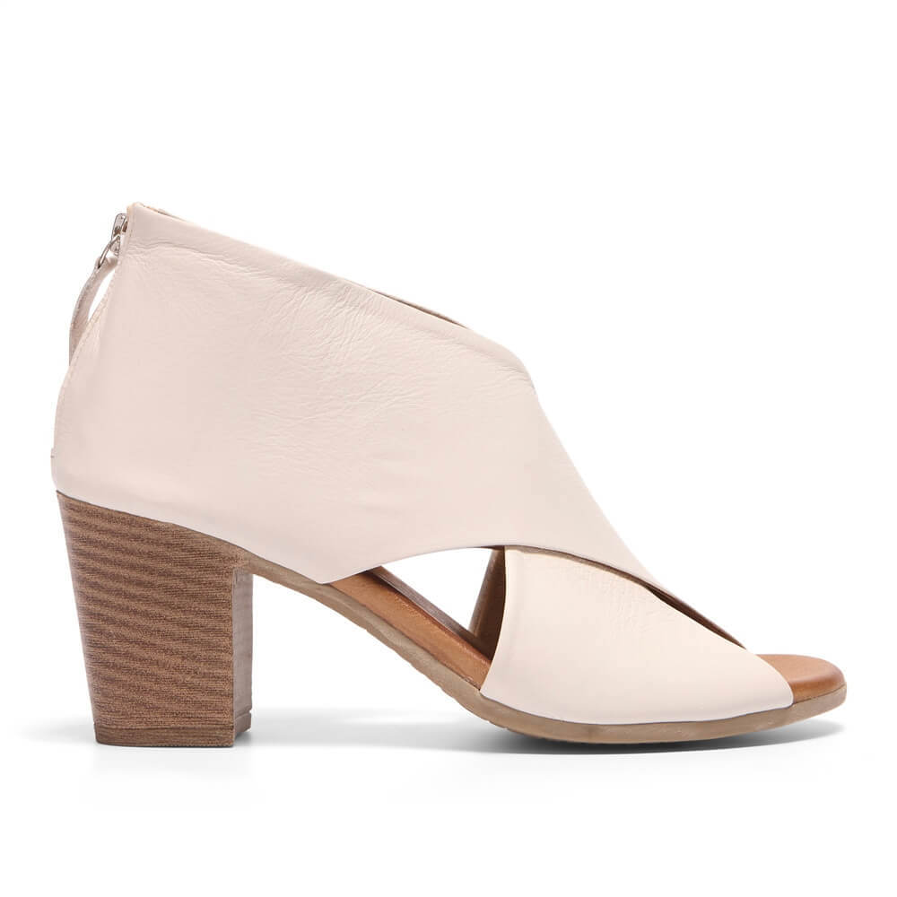 Carl Scarpa Piacere Off White Leather Crossover Sandals